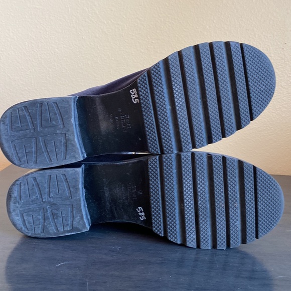 Stuart Weitzman Metermaid velvet boots - Picture 7 of 8